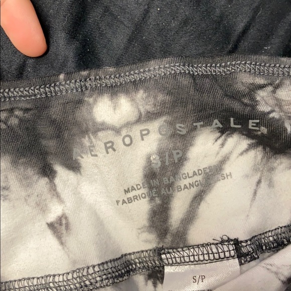 Dark tie dye biker shorts - Picture 3 of 3